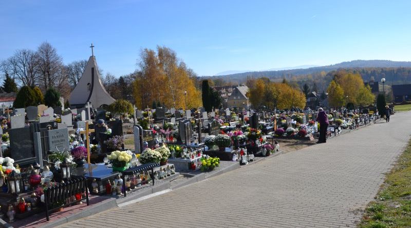 Cmentarz Komunalny w Zawidowie