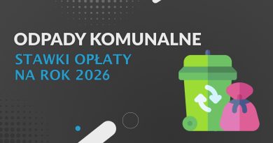 Czarne tło a na nim zielony pojemnik na opady i różowy worek/.